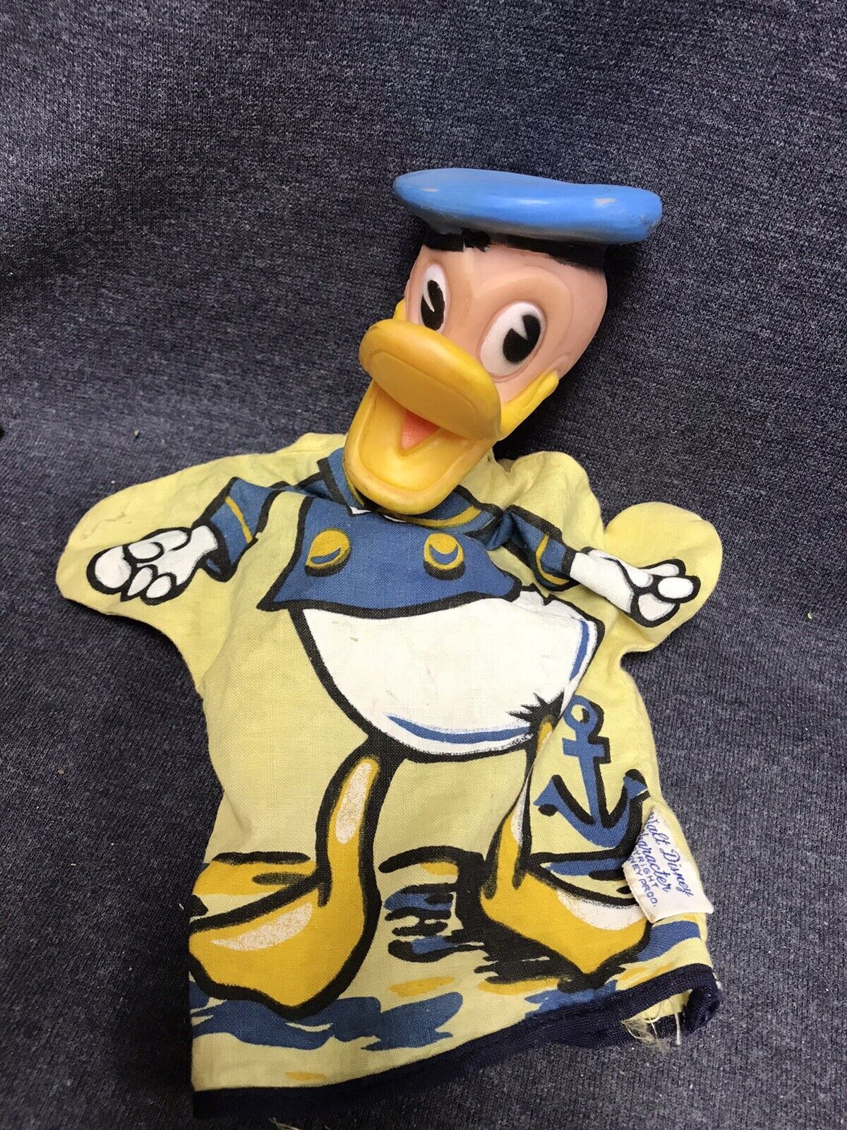 Vintage Walt Disney Hand Puppet Donald Duck Toy Figure By Gund Hong