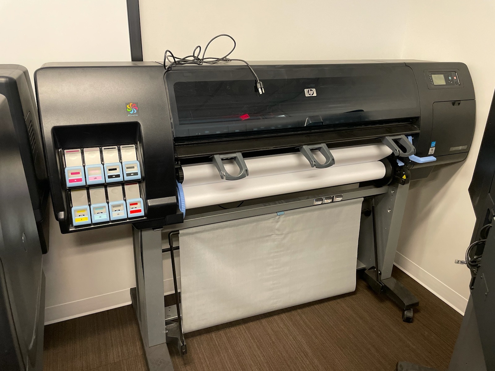 Hp Designjet Z Wide Format Inkjet Photo Printer Printing