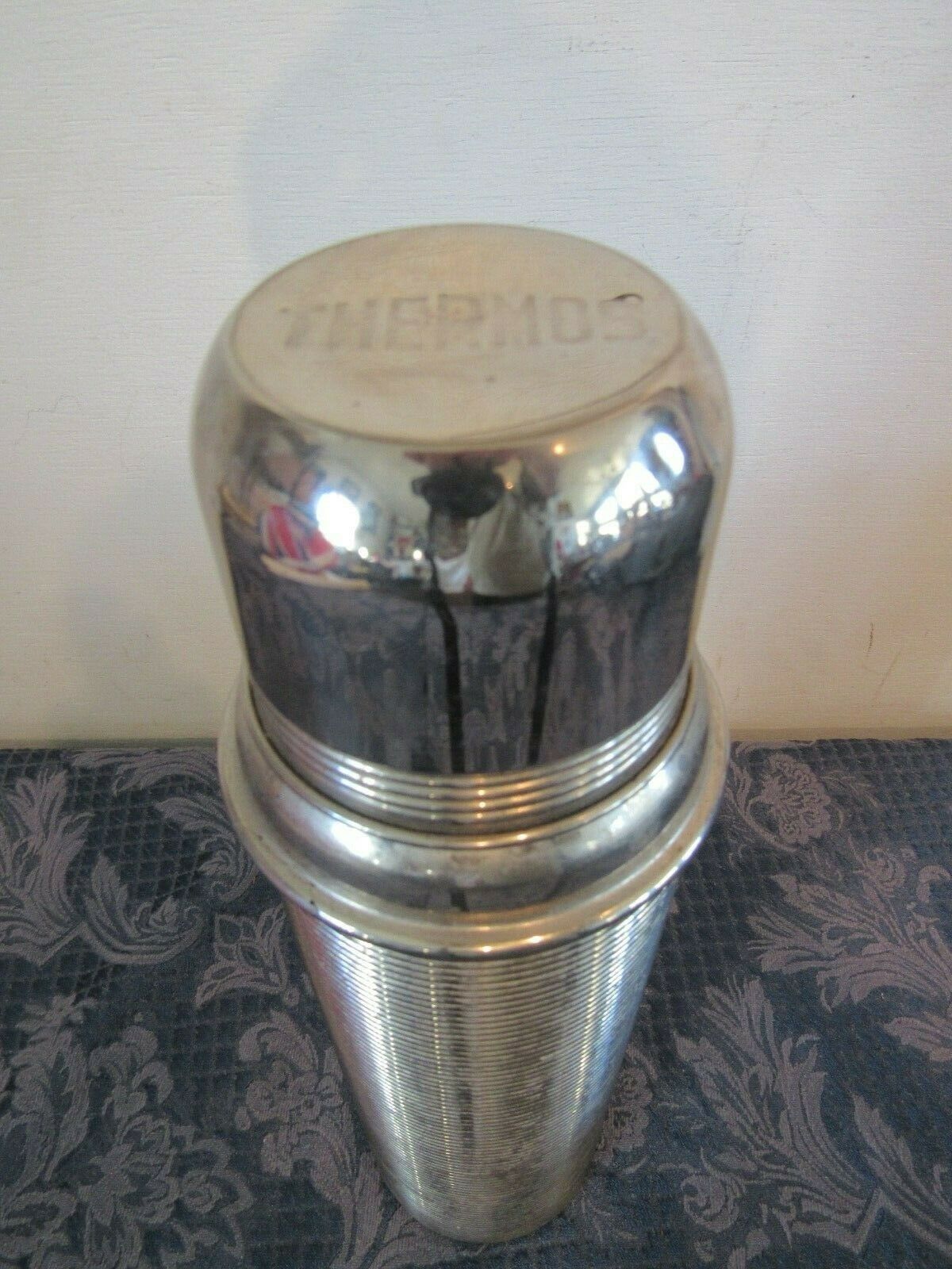 VINTAGE THERMOS BRAND GLASS LINED THERMOS W/RED CAP 2284 RIBBED MADE IN USA