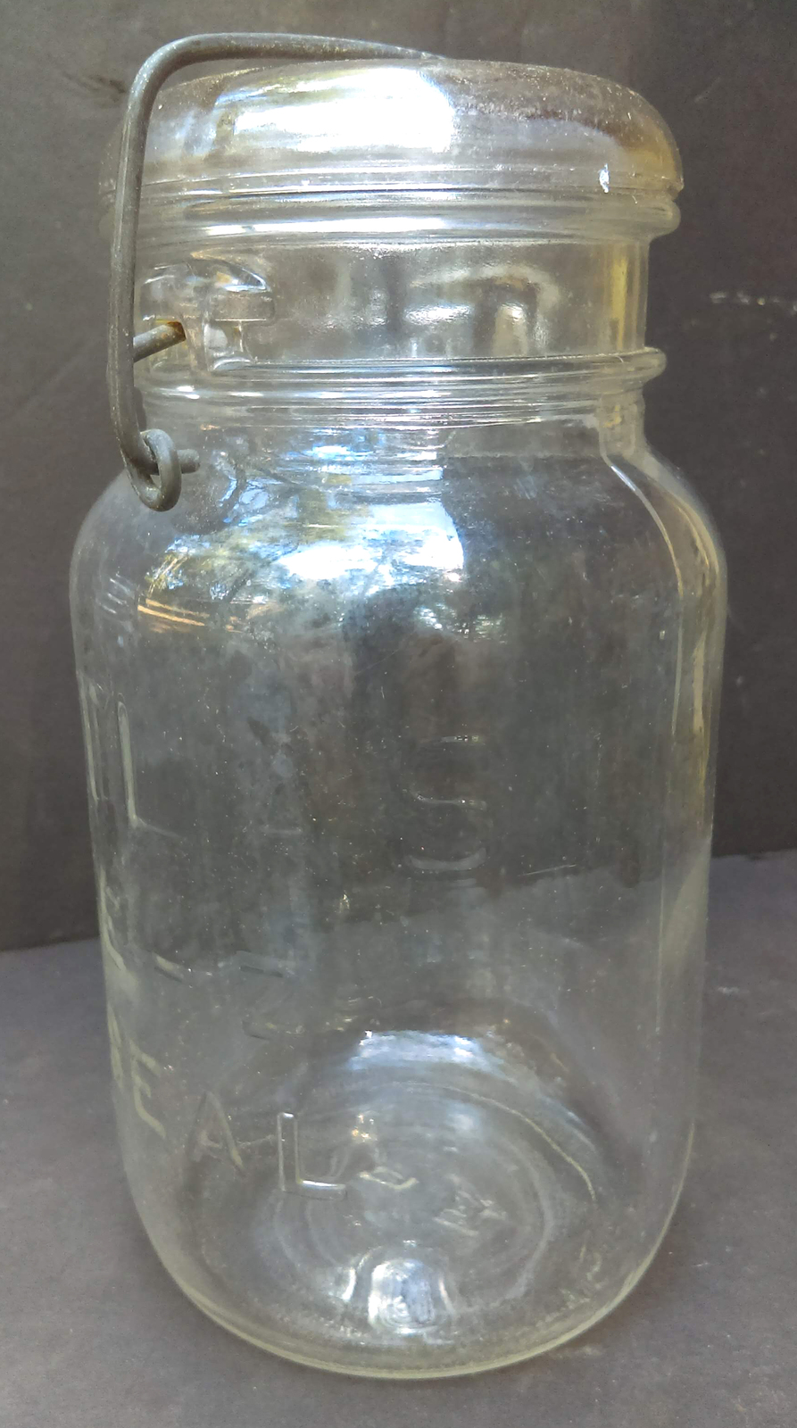 Real Vintage Clear Glass Mason Jars without Lids / Atlas Strong Shoulder  Mason & Lamb Mason Large Jars / Antique Quart-Sized Mason Jars