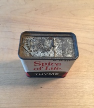  Vintage 70s Spice of Life Thyme tin packaging image 3
