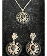 Vintage AMWAY Filigree Silver Tone Black Necklace Clip On Earrings Jewel... - $25.17