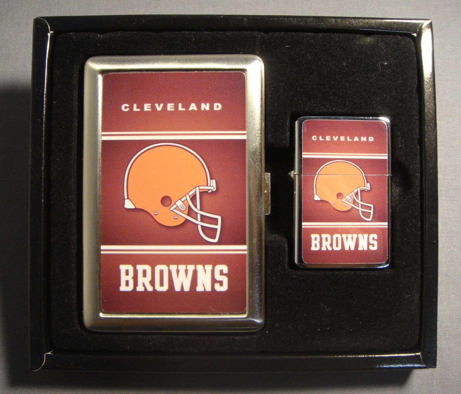 University of Louisville Cardinals Embossed Logo Brown Leather Billfold  Wallet