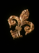 Vintage 30s Gold Plated Fleur De Lis Brooch/Pendant