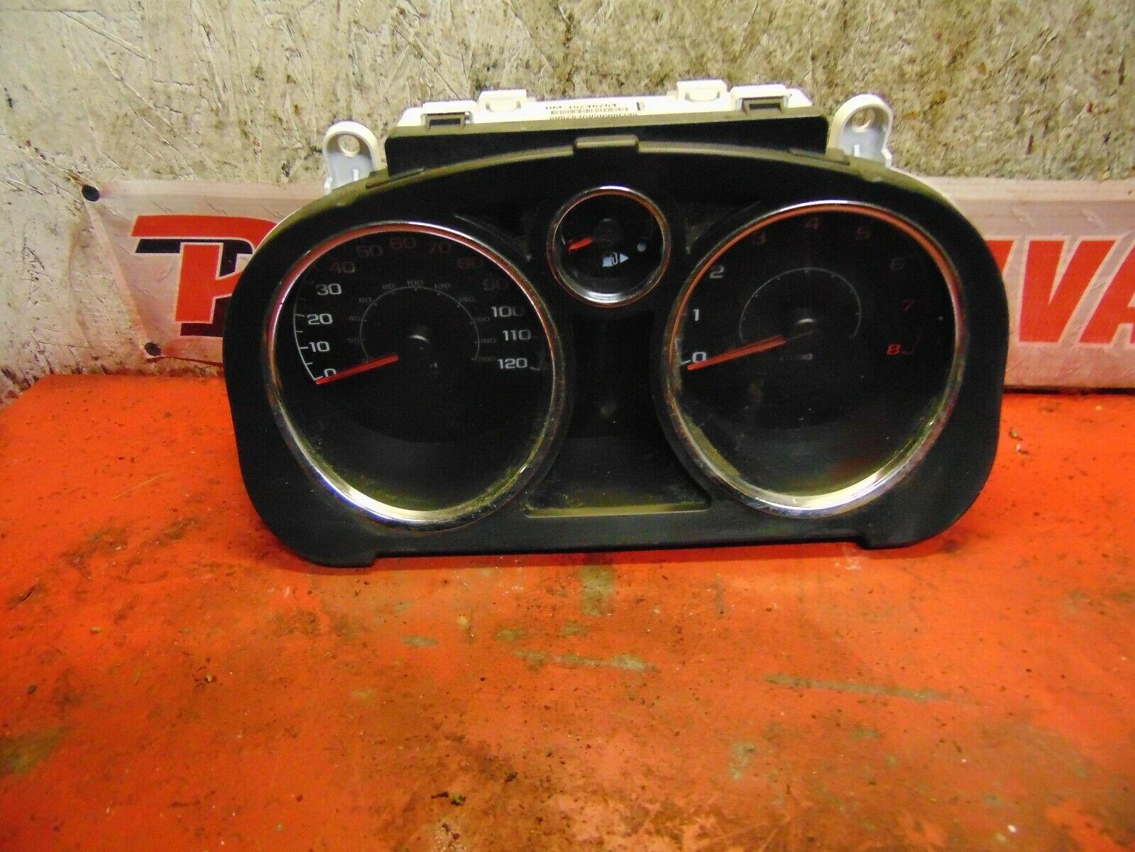 06 05 Chevy Cobalt speedometer instrument gauge cluster 15246264 Car
