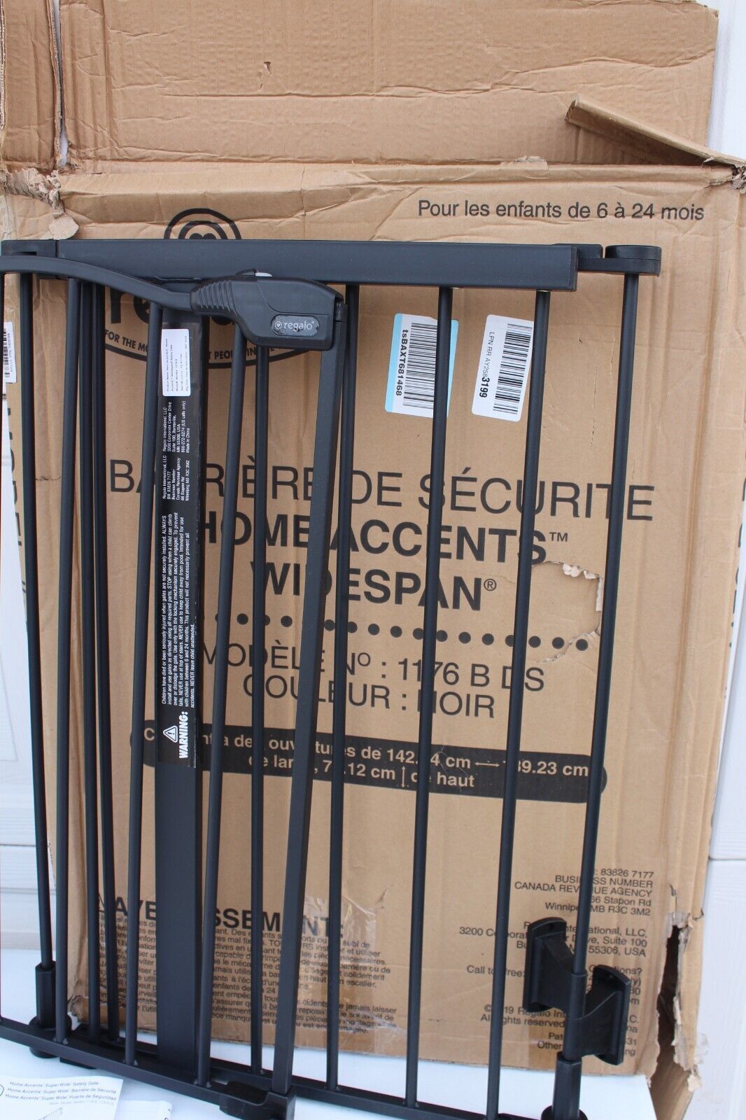 Regalo Deluxe Home Accents Widespan Baby Pet Gate Black Metal Security