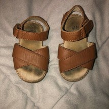 H&amp;M Baby Girl’s Sz 2.5-3.5 Sandals with Straps Hook and Loop Closure - $3.95
