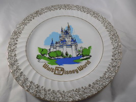 Vintage Walt Disney World Plate Productions Castle Gold Trim Collector 1... - $9.75