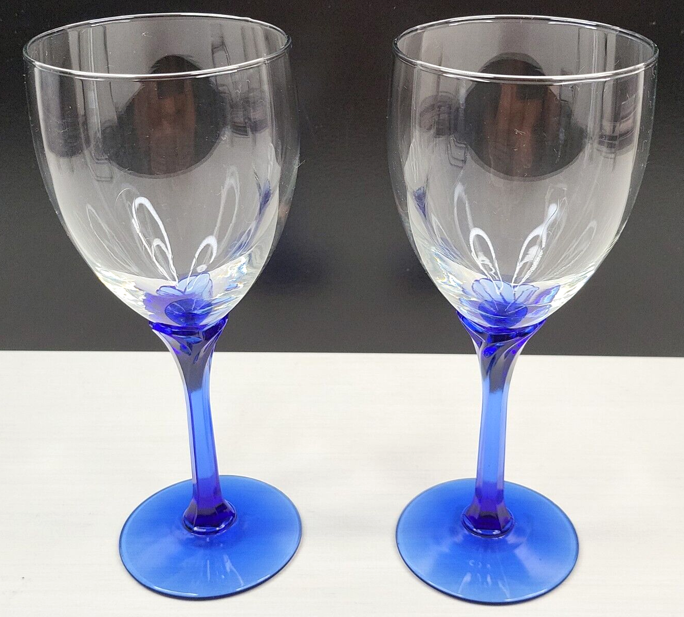 2 Libbey Domaine Blue 6 oz Champagne Flutes, Clear Bowl, Cobalt Tulip Stem