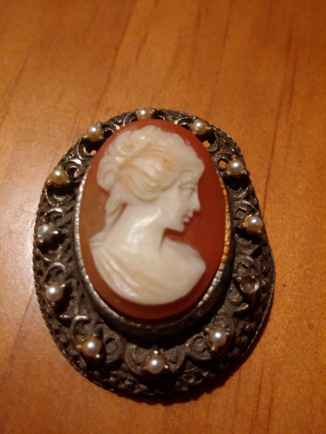 Antique silver Cameo with pearls Brooches & Pins