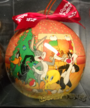 Matrix Christmas Ornament 1995 Looney Tunes Bugs Daffy Sylvester Tweety Boxed - $6.99