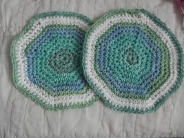 SET OF 2 HAND CROCHETED DISH CLOTHS MULTI GREENS  AND  WHITE WASH CLEAN - $8.00