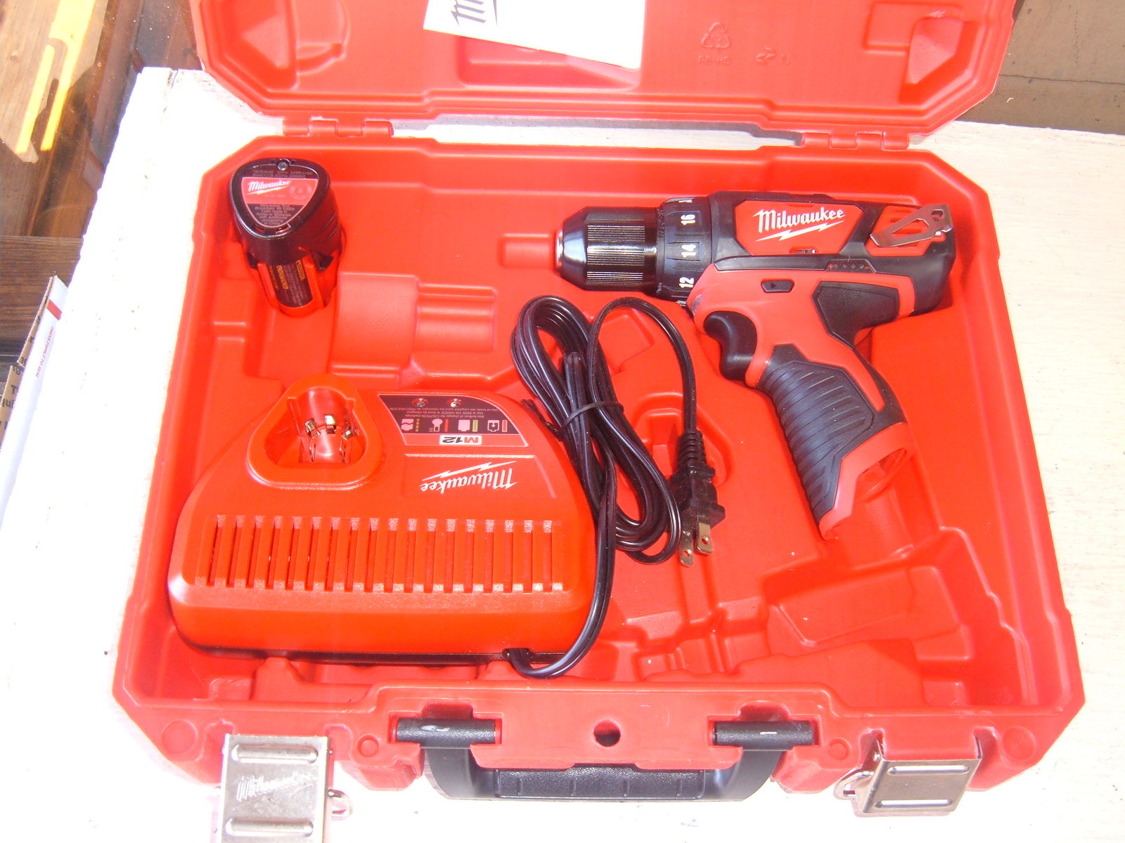 Milwaukee M12 2407-20 3/8 DRILL-DRIVER, and 21 similar items