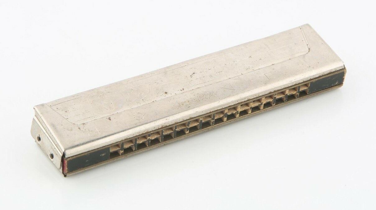 Vintage Hohner Echo Harmonica (Key of C) Made in Germany Octave 32 Hole