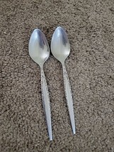 VINTAGE SILVERWARE CASE w/2 SETS ONEIDA FLATWARE & DIRIGOLD BY