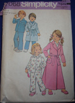 Simplicity Child’s Robe In Two Lengths &amp; Pajamas Size 4 #7068  - $5.99