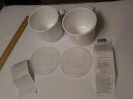 4 ANCHOR HOCKING MICROWAVE DIVIDED PLATES ALMOND & 3 LIDS PM486TI