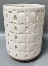 Bath and Body Works Elements WHITE 9 in Cream Peach Ceramic Cut Vase Flowers - $48.37