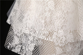 Shoulder Length Wedding Bridal Veils Layer Flower Lace Tulle White Bridal Veils  image 4