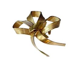 Large Vintage Gold Tone Ribbon Bow Unsigned Pin Brooch Estate image 3