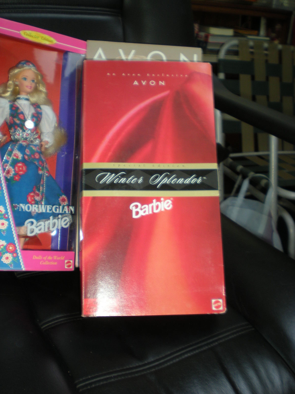 Barbie Doll - Avon Exclusive Winter Spendor Barbie Doll By Mattel in 1998 - Dolls & Doll Playsets