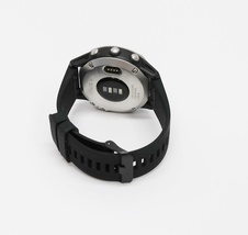 Garmin Fenix 6 Multisport GPS Watch Silver with Black Band  image 8