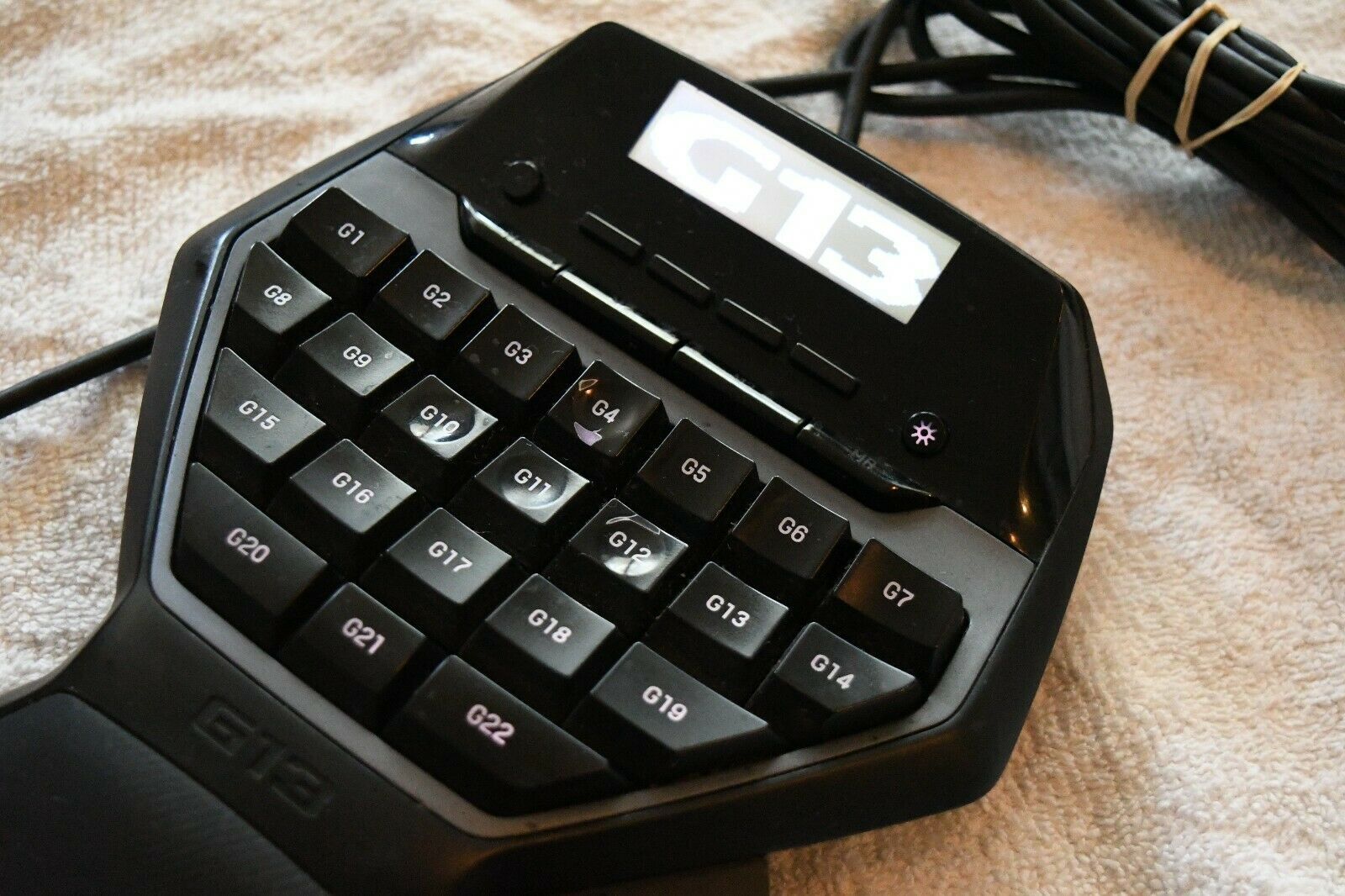 LOGITECH G13 RGB GAMING KEYPAD Y-U0002 - BLACK- OK SHAPE SEE PICS FIRST ...