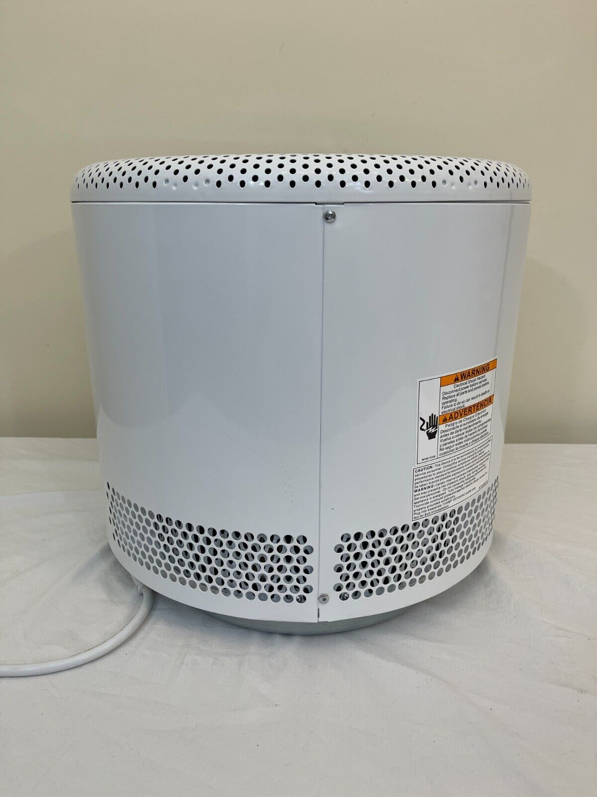 Whirlpool Microwave 0.5 Cu Ft. Small Countertop White WMC20005YW 1