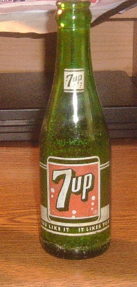 Vintage 7up the Uncola 1 Liter Glass Bottle 