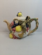 Fitz and Floyd Renaissance Della Robbia Lidded Ceramic Teapot Basket Weave 1997 - $37.39