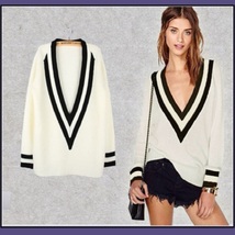   Loose Long Sleeved Knitted Pullover Stripe Edge Deep V Neckline White Sweater  image 3