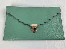 NGIL N. Gil Mint Crossbody Bag Clutch Scalloped Edge Gold Chain Strap M723 - $19.79