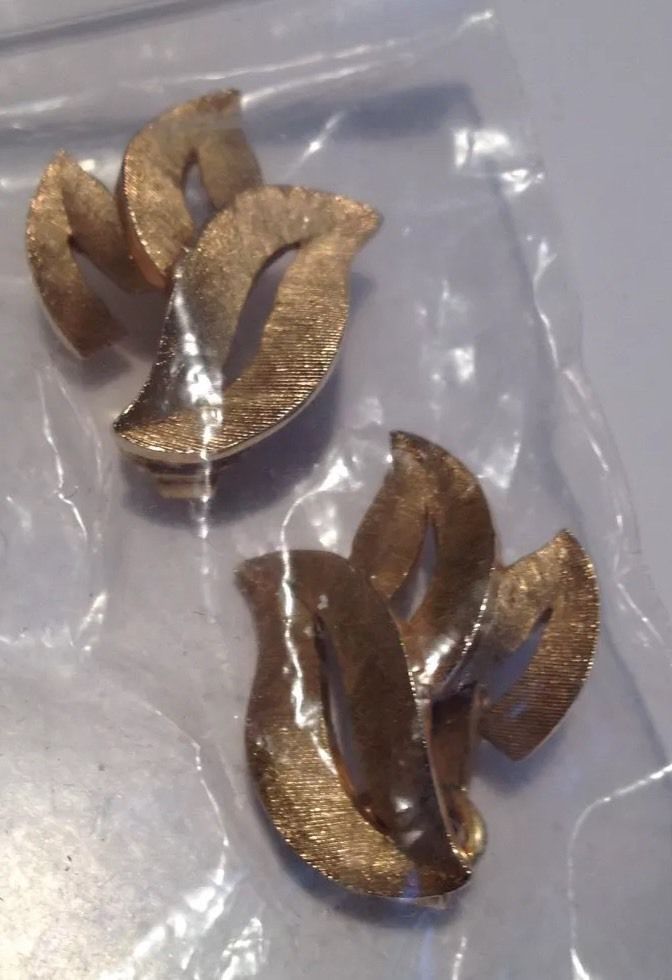 Leaf motif gold tone clip on Earrings - $29.99