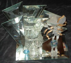 Nice Glass Hand Crafted Votive Candle Holder - VGC  VERY PRETTY REFLECTI... - $24.74