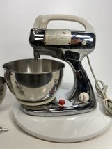 Vintage 1940s Sunbeam Mixmaster - 2 bowls 2 beater sets, milk shake  attachment