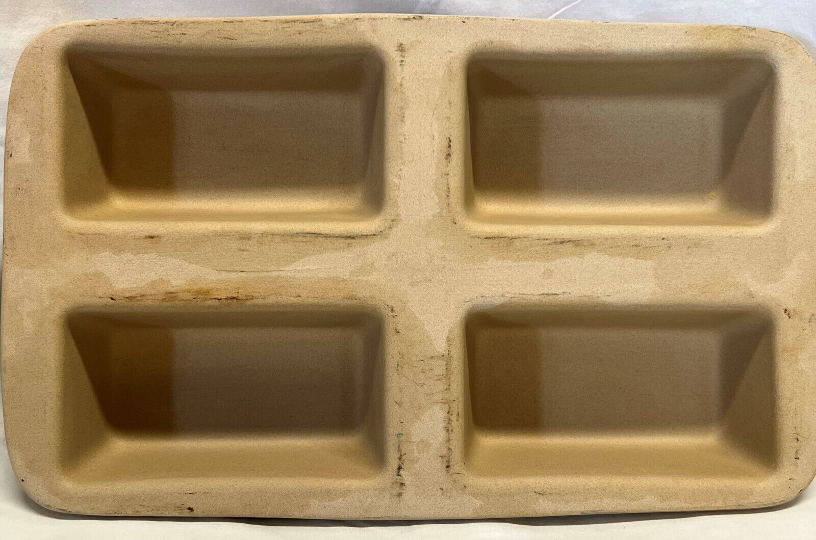 Pampered Chef Stoneware 4 Mini Loaf Pan Family Heritage Collection