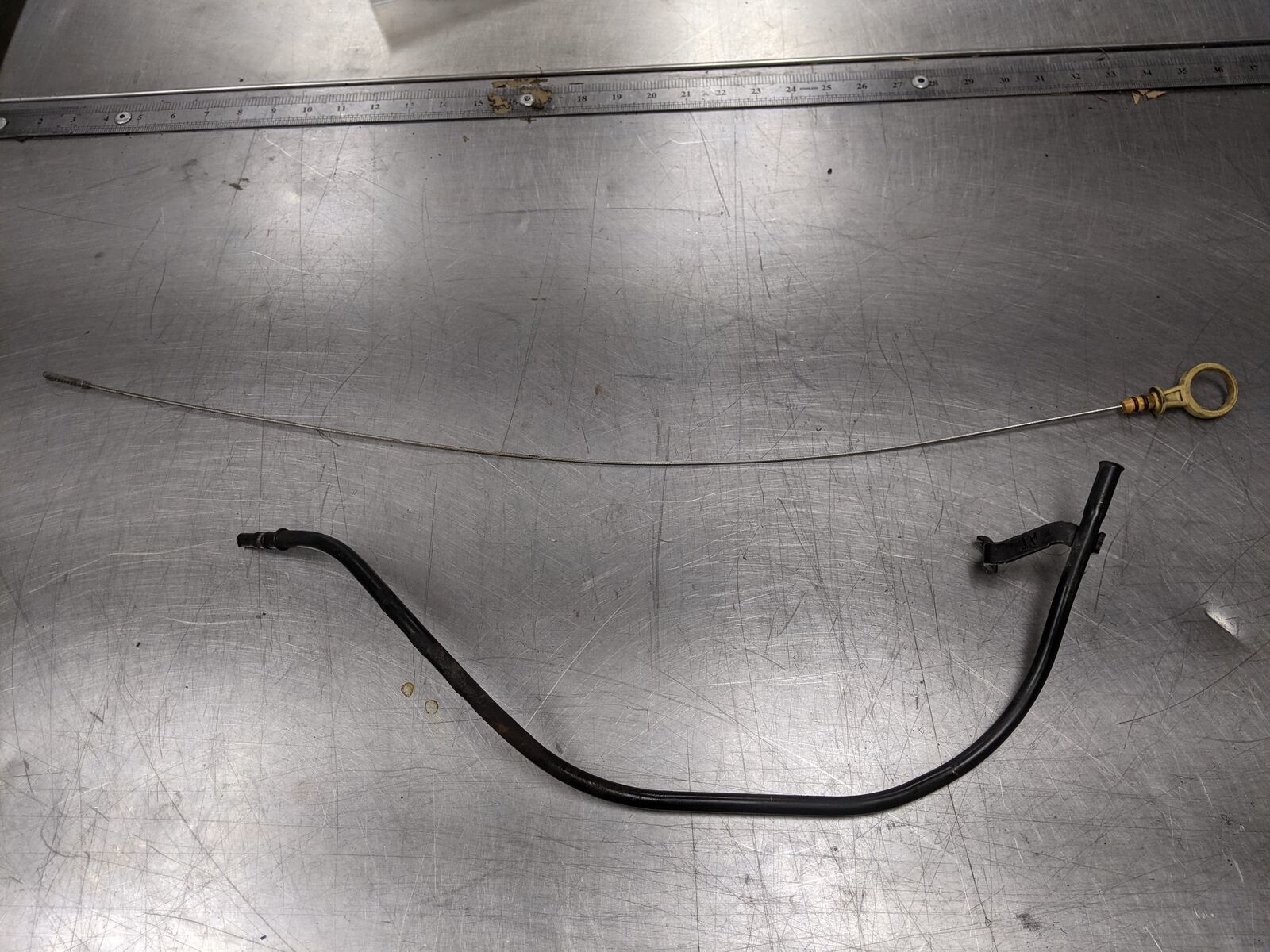 Engine Oil Dipstick With Tube From 2014 Chevrolet Silverado 1500 4.3