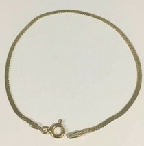 14k Yellow Gold Flat Gucci Link Women's Bracelet - $155.00