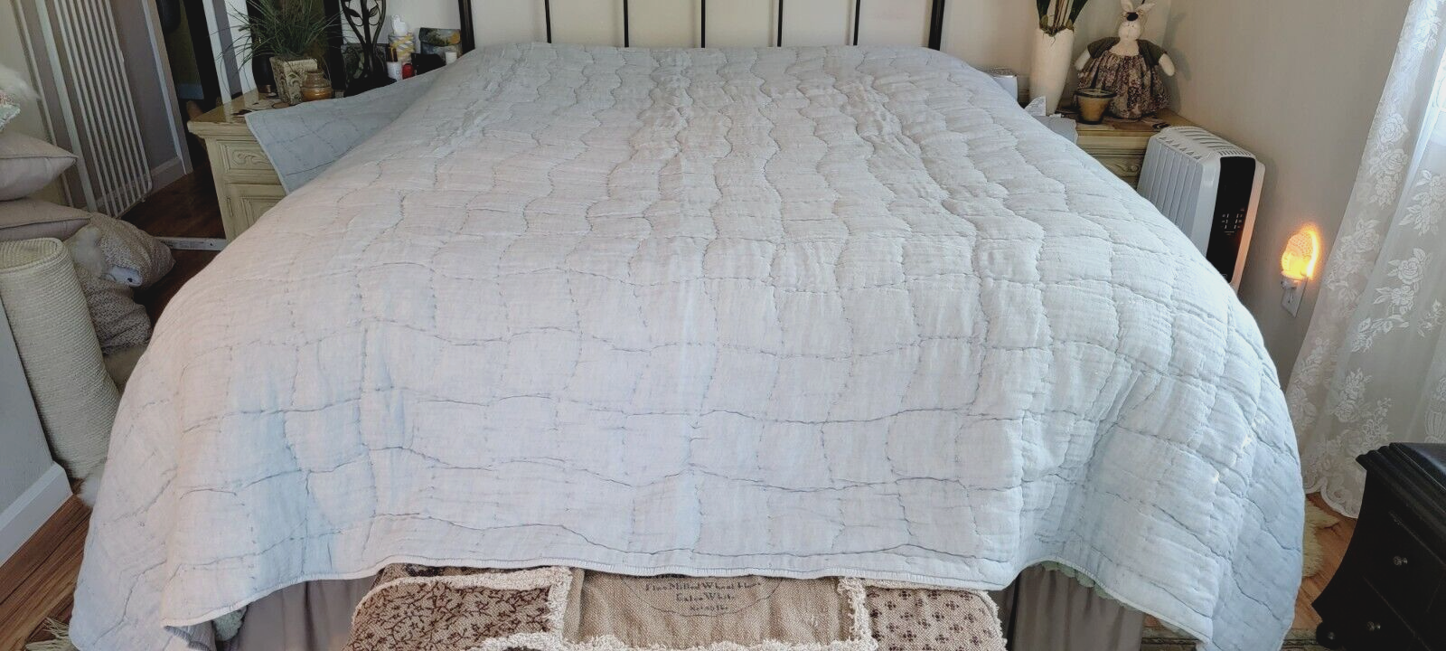 Primary image for Pottery Barn CLOUD LINEN HANDCRAFTED Quilt CHAMBRAY CAL/KING NWOT  #Q42