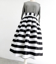 Women White Black Strip Pleated Midi Skirt A-line High Waist Pleated Plaid Skirt image 2