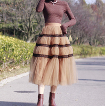 High Waisted Tiered Tulle Skirt Outfit Khaki Puffy Tiered Skirt Holiday Outfit 