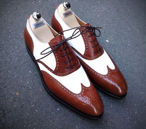 Oxford Style Two Tone Color Brogue Wing Tip Lace Up Men Leather Shoes - Men