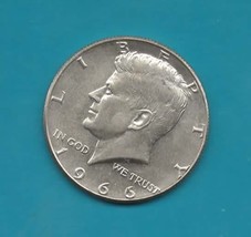 1966 Kennedy Halfdollar Silver Near Uncirculated Brillant - $9.00