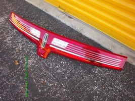 10-19 Lincoln MKT LED Rear Hatch Lift Gate Reflector Tail Light Lamp Panel