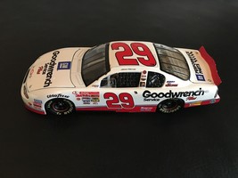 2001 KEVIN HARVICK #29 GOODWRENCH ROOKIE OF THE YEAR MONTE CARLO 1:24  ACTION LE - $23.96