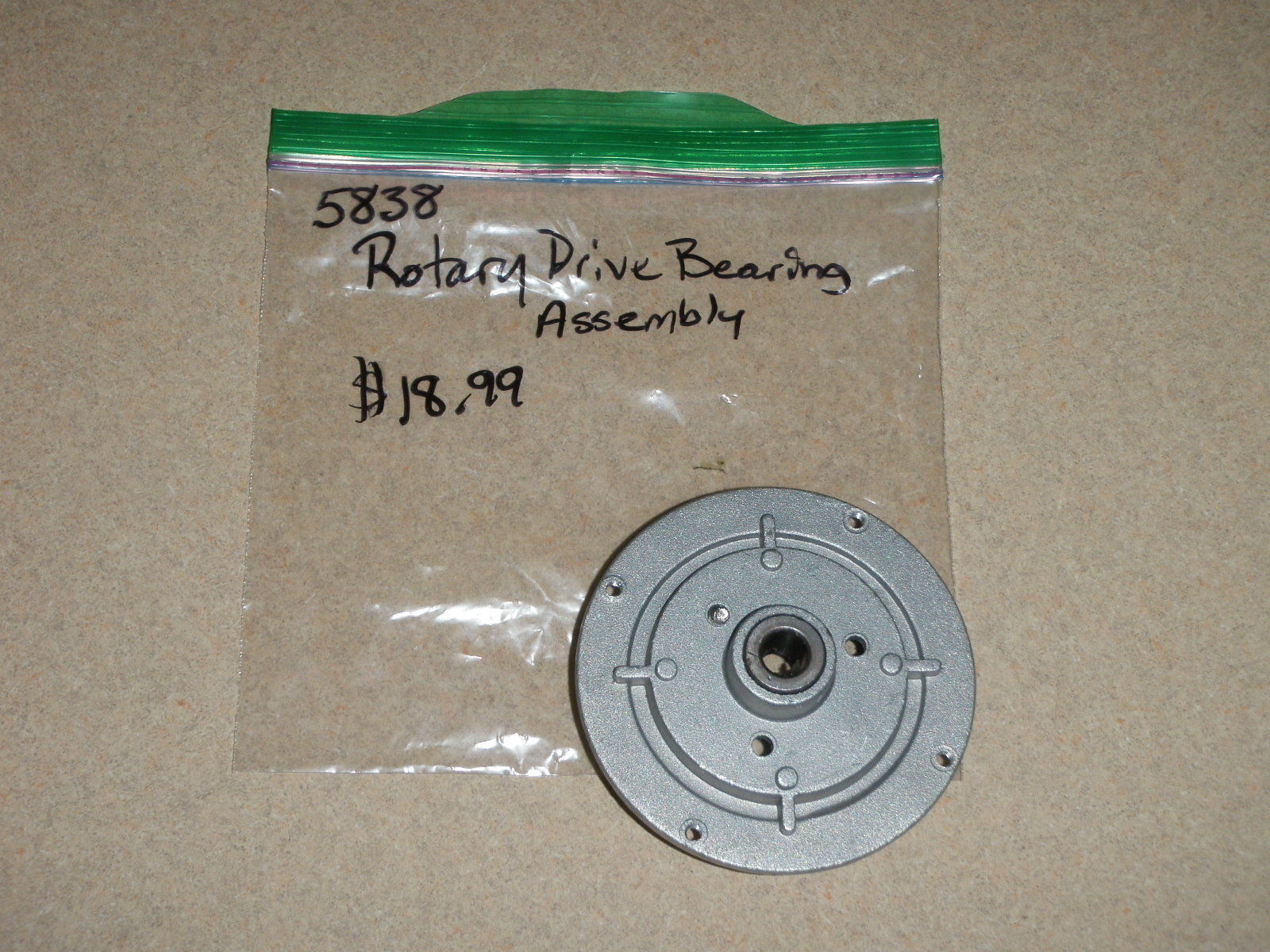 Oster Bread Maker Docking Station with Bearing for Models 5820 5821