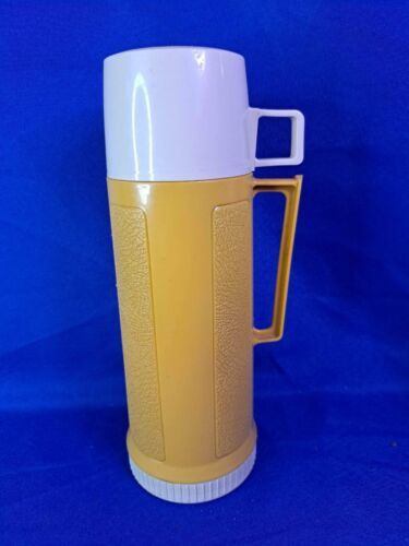 White space-age Thermos carafe / coffee butler / water jug