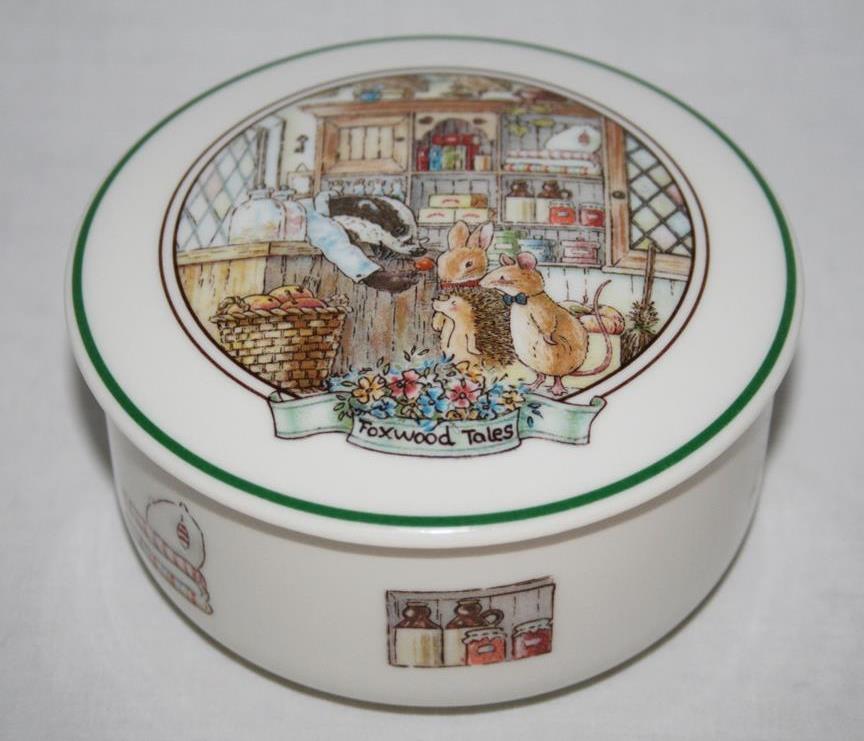 Villeroy & Boch Foxwood Tales Round Covered Candy Trinket Box #1896