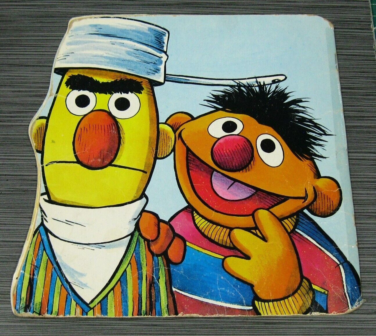 Vintage 1977 Sesame Street The Ernie & Bert Jim Henson Muppets Kids 