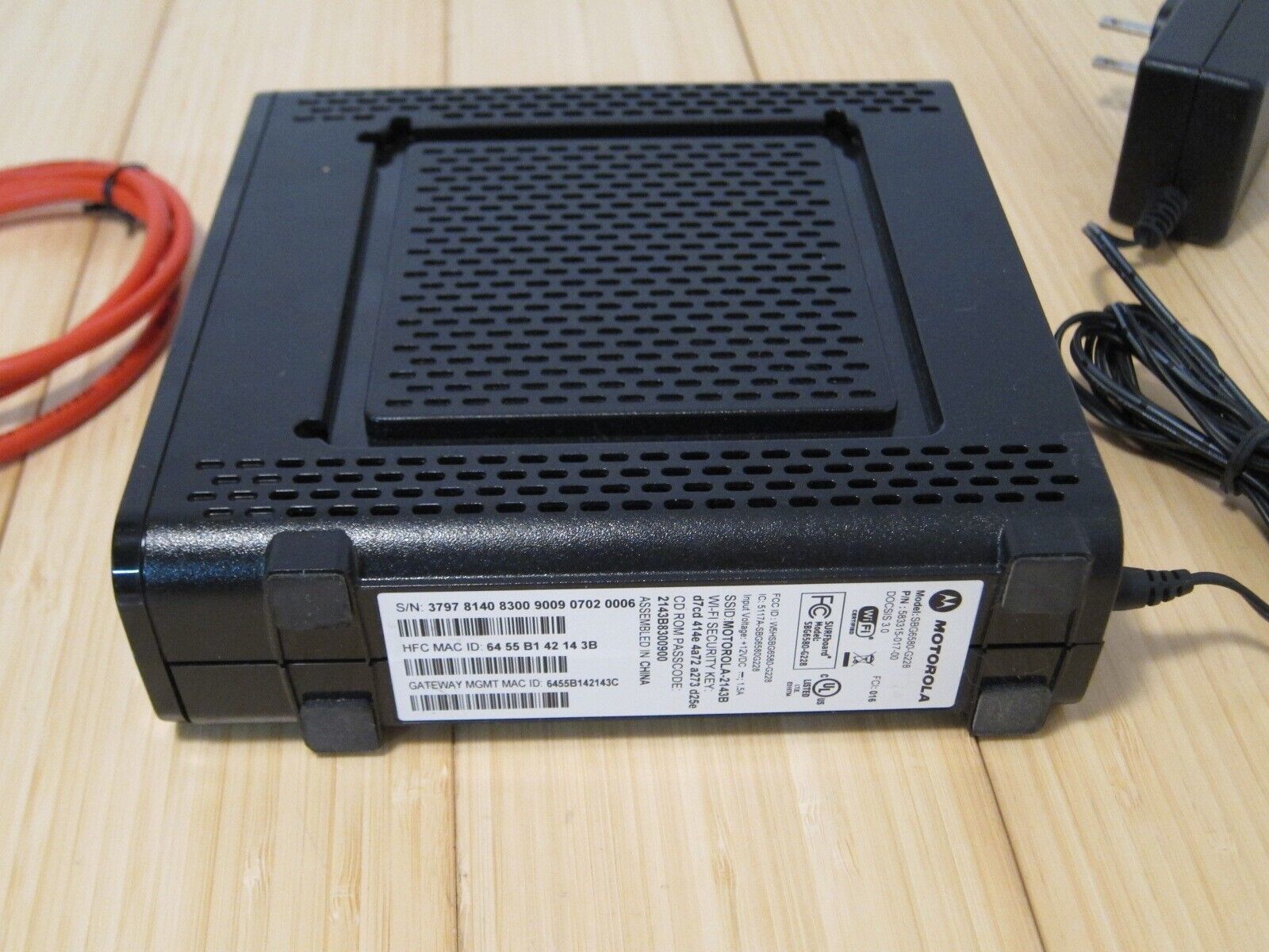 Motorola SBG6580 DOCSIS 3.0 Wireless Cable Modem Router Gateway Comcast